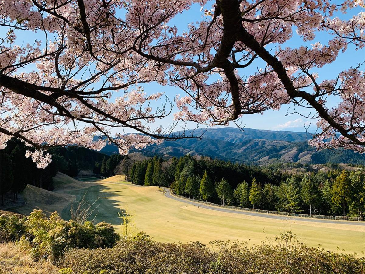 Yugashima Golf Club & Hotel Resort 이즈 외부 사진